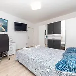 Apartment Luci - Private Heated Pool Kastela