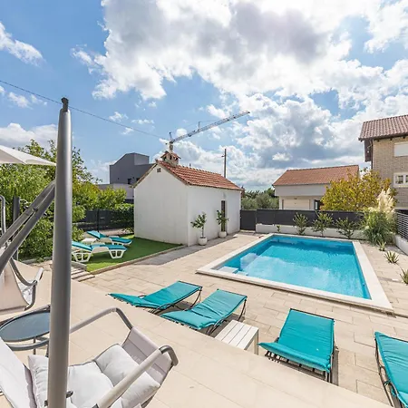 아파트 Luci - Private Heated Pool *