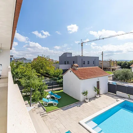 아파트 Luci - Private Heated Pool Kaštela