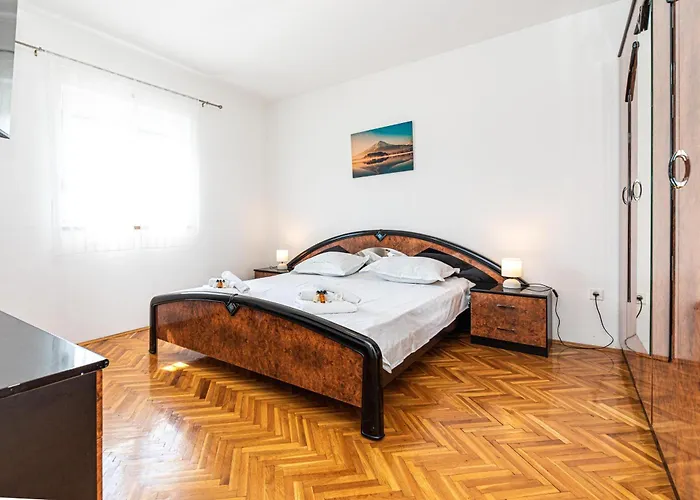 Luci - Private Heated Pool