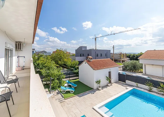 아파트 Luci - Private Heated Pool Kaštela